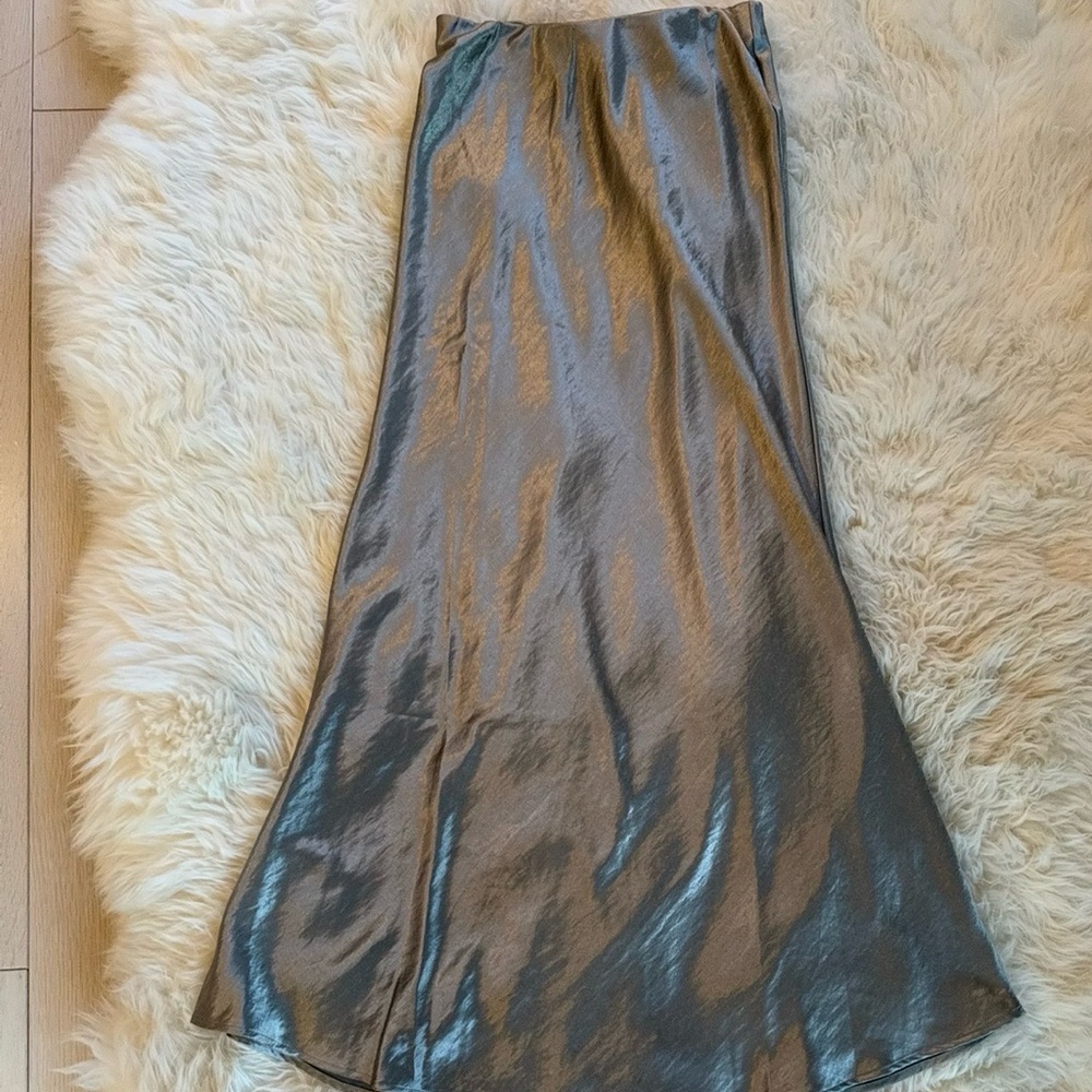 Chic Metallic Maxi Skirt